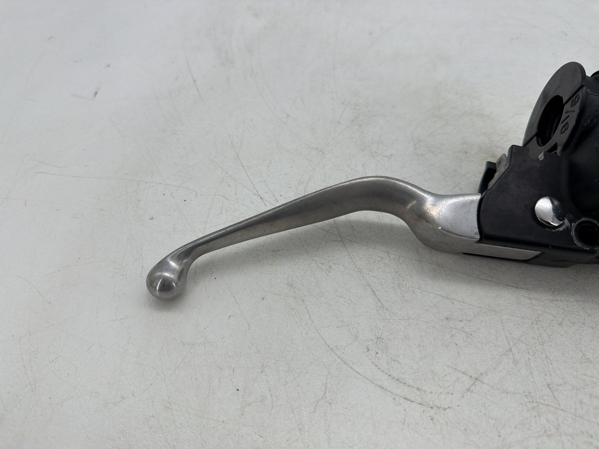 2006 Harley Softail Deuce FXSTDI OEM Front Right Brake Lever Master Cylinder