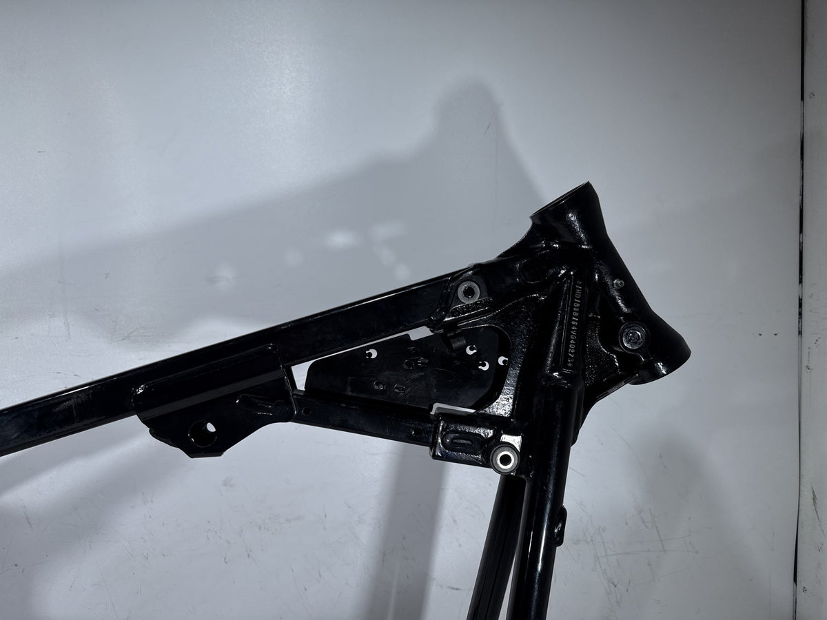 2004 Harley Heritage Softail Classic FLSTCI OEM Body Main Frame Chassis SLVG