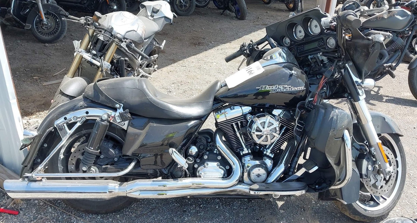 2013 Harley-Davidson Street Glide FLHX Touring