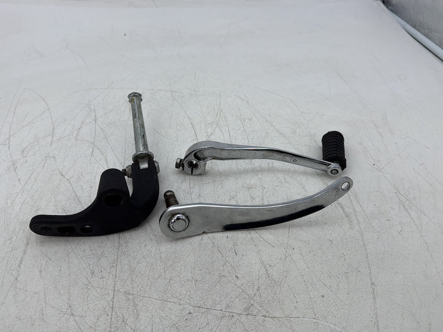 Left Foot Rest Support Bracket Peg, 33693-03, 2012, Harley-Davidson, Dyna, Wide Glide, FXDWG