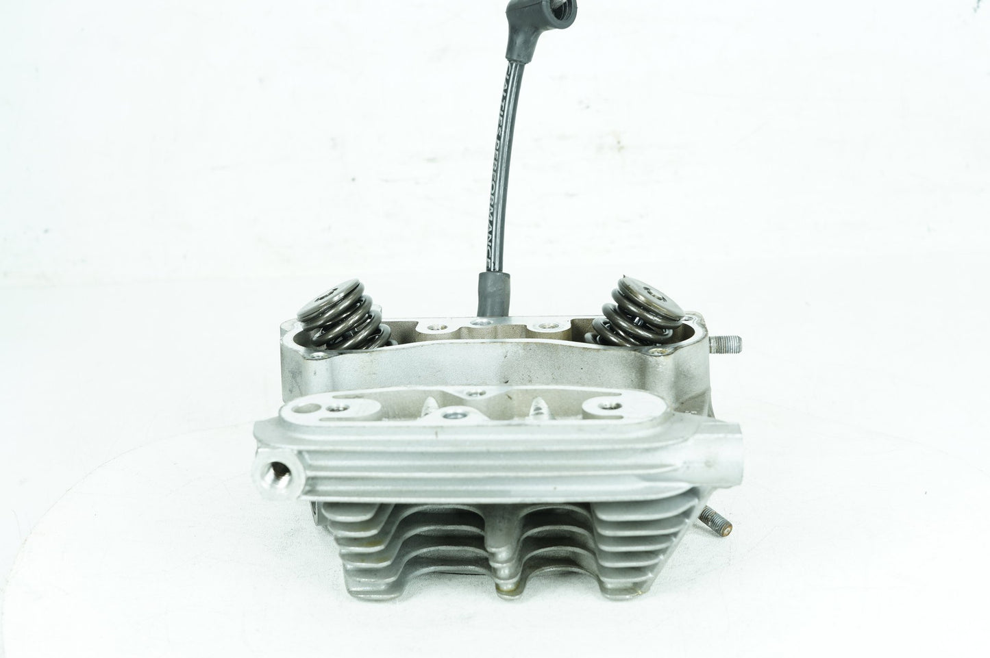 1991 - 2003 Harley-Davidson Sportster Hugger Front Twin Cam Engine Cylinder Head 16663-86B