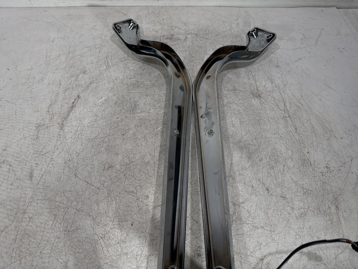 2005 Harley Softail FXST OEM Rear Left Right Fender Struts Bracket & Turn Signal