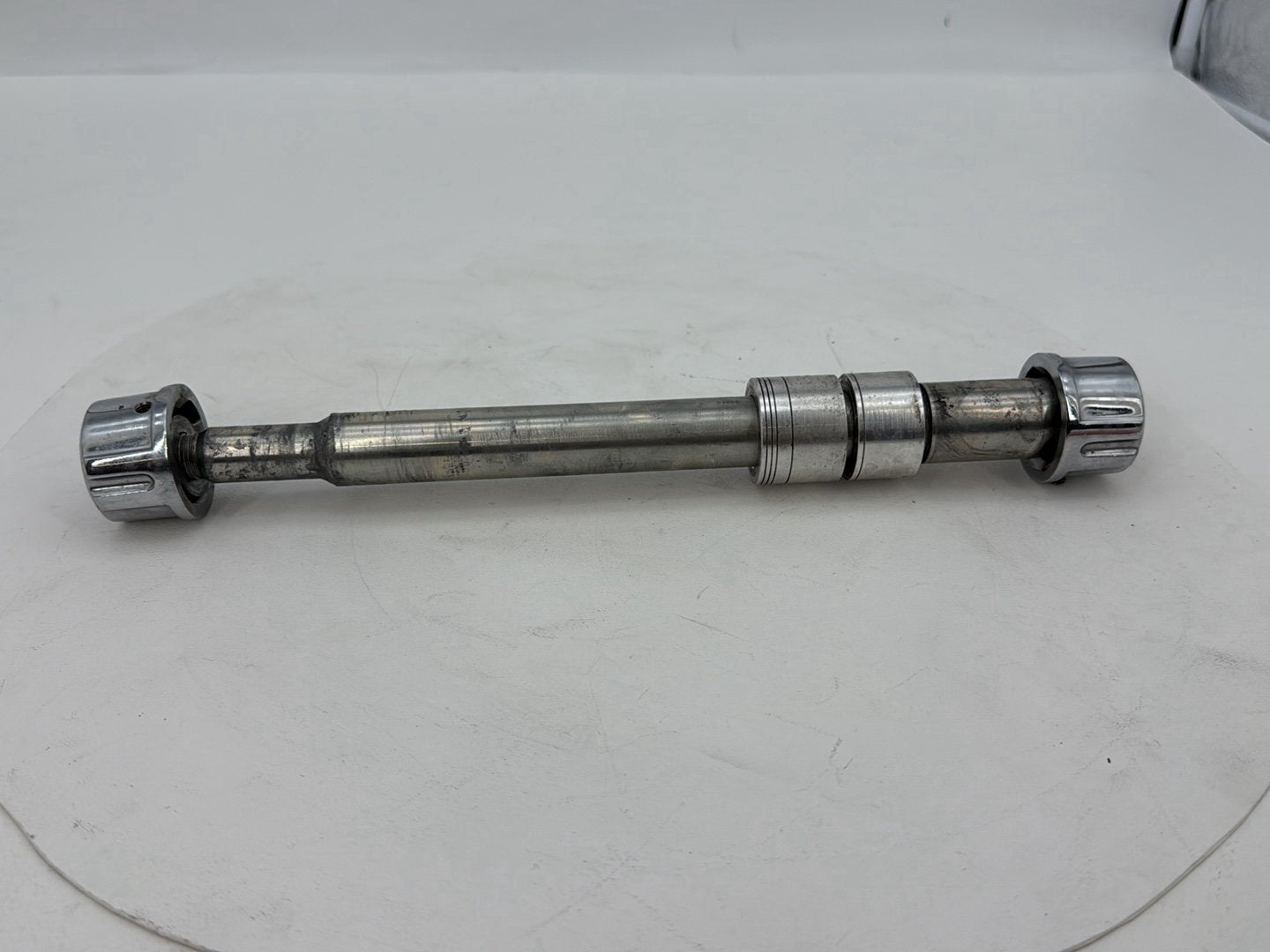 2007 - 2017 Harley-Davidson Dyna Wide Glide Front Wheel Axle Bolt Shaft 41547-07A