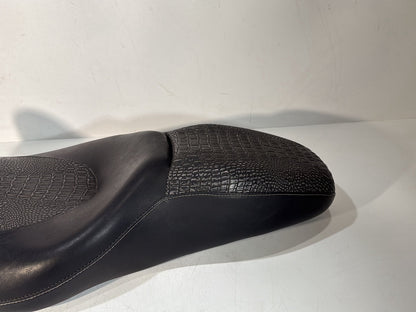 2007 - 2012 Harley-Davidson Touring Street Glide Passenger Rider Driver Seat Saddle