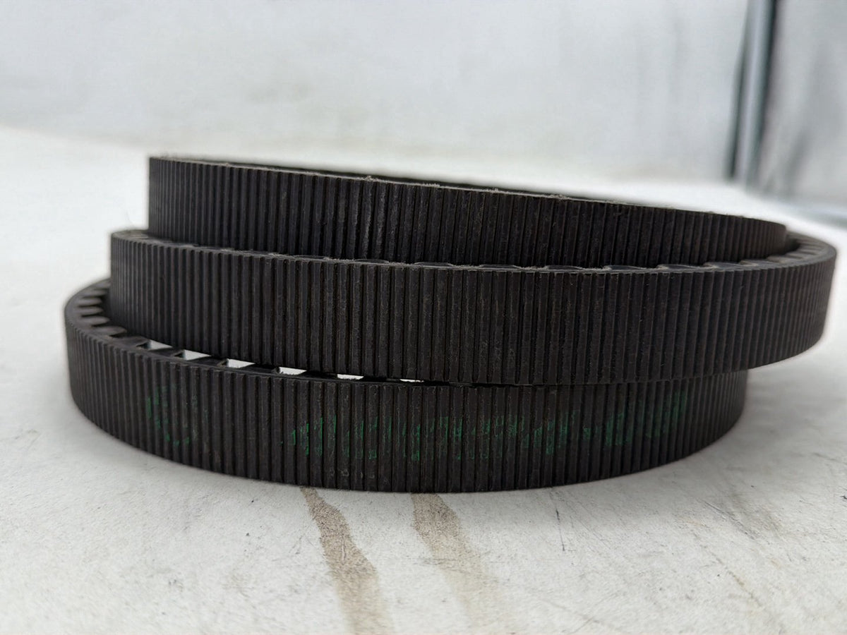2011 Harley Road Glide Touring FLTRX OEM Rear Drive Belt 40024-09 140T 1"