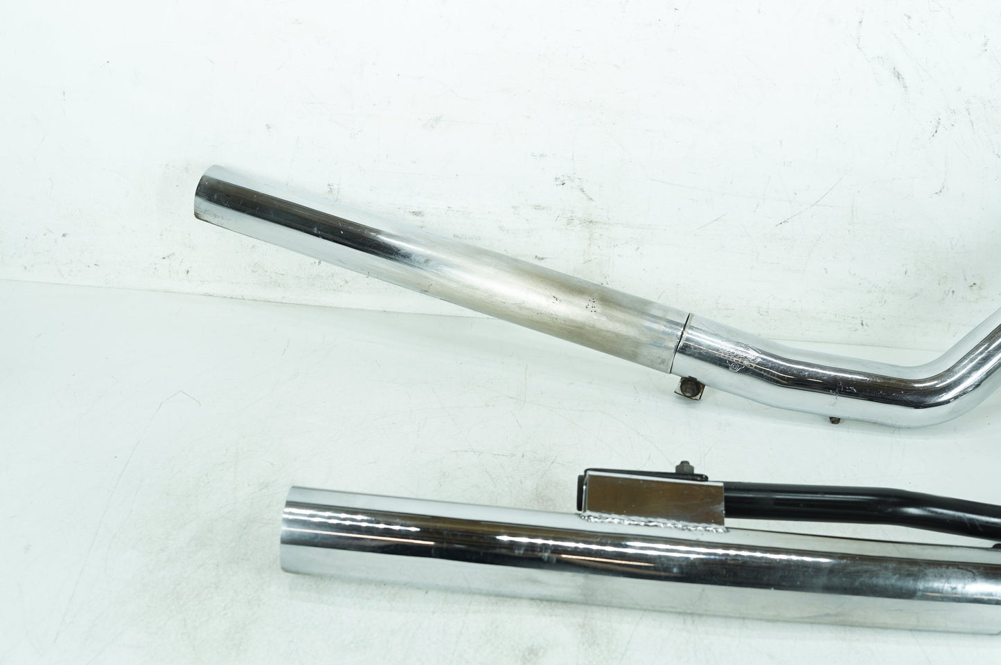 1999 - 2006 Harley-Davidson Softail Fat Boy Exhaust Header Pipes Vance & Hines  	65499-00A