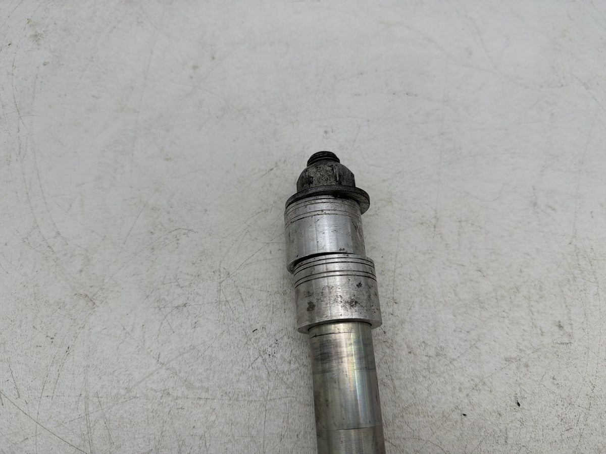 2009 Harley Street Glide Touring FLHX OEM Front Wheel Axle Bolt Shaft