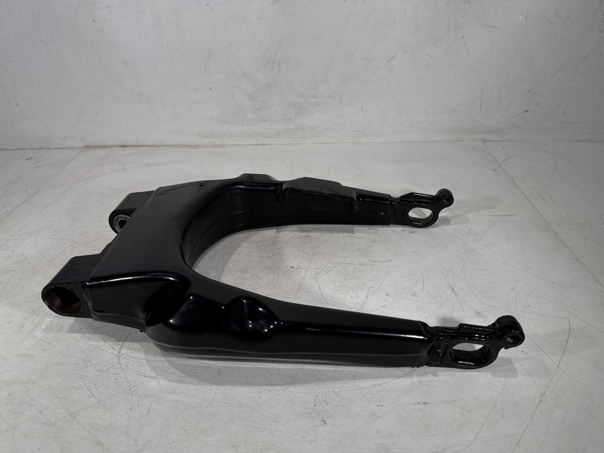 2011 Harley Electra Glide Touring Police OEM Rear Fork Swingarm Swing Arm