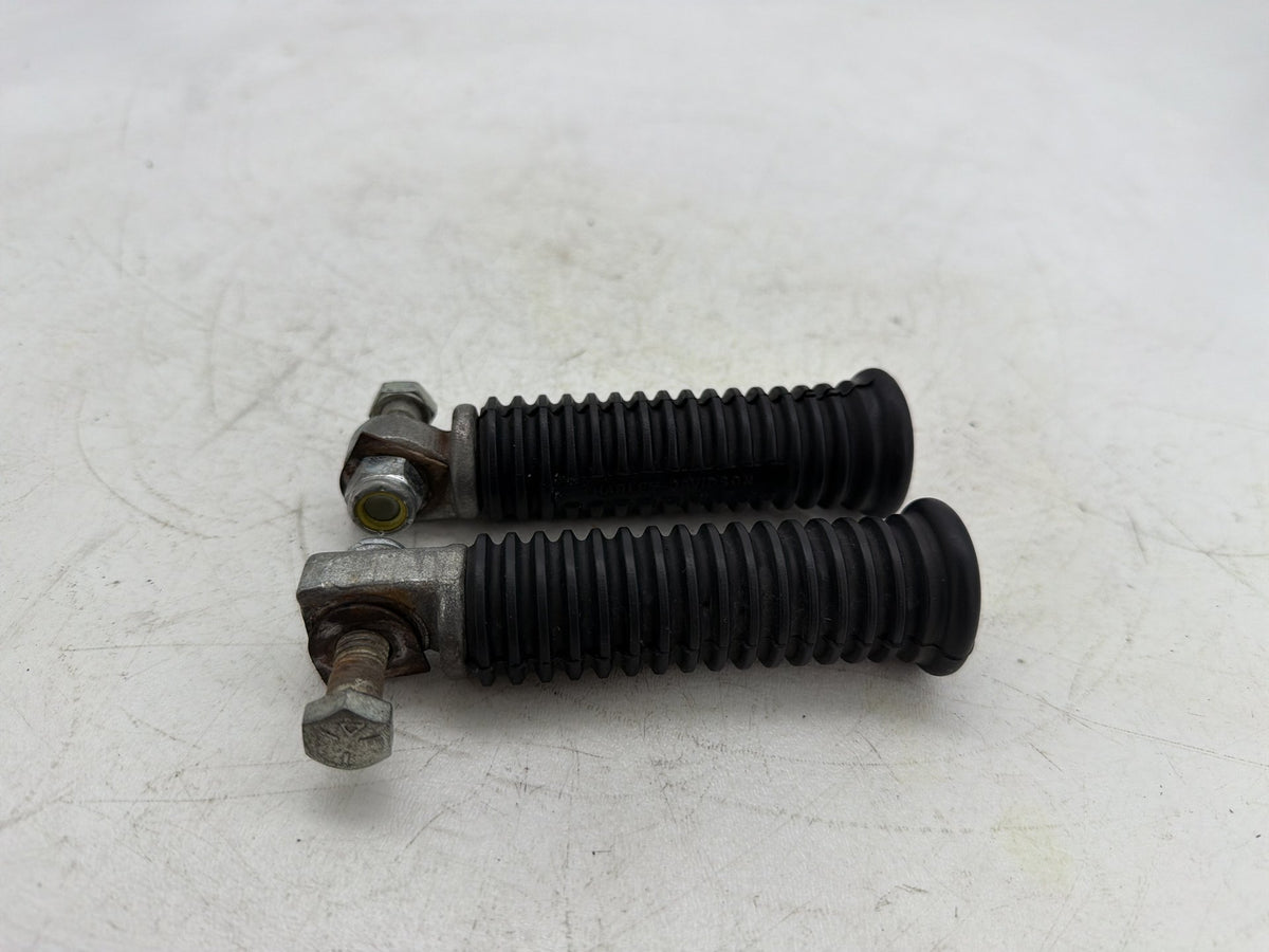 2006 Harley Softail Deuce FXSTDI OEM Left & Right Step Foot Rest Pegs