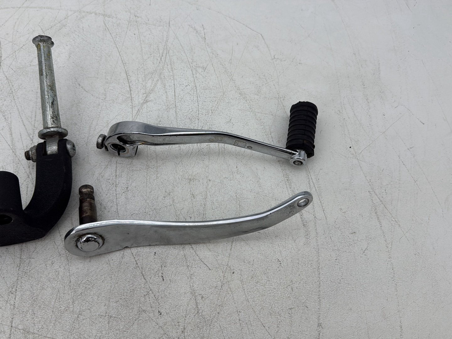 Left Foot Rest Support Bracket Peg, 33693-03, 2012, Harley-Davidson, Dyna, Wide Glide, FXDWG
