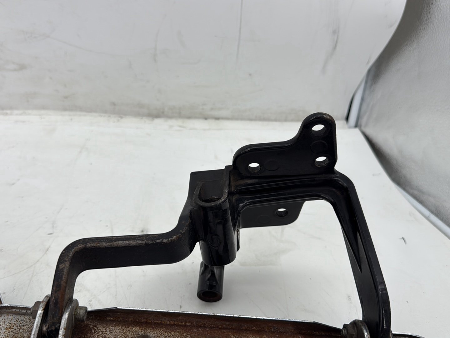 2002 Harley Heritage Softail Classic FLSTC OEM Left Right Driver & Pass Floorboard Foot Rest