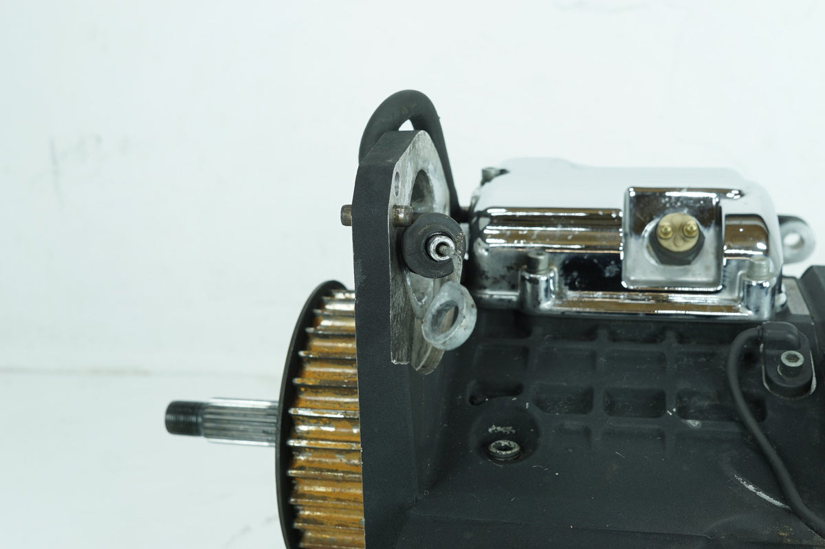 01 Harley Touring Electra Ultra Classic OEM 5 Speed Transmission Gearbox 14 mi.