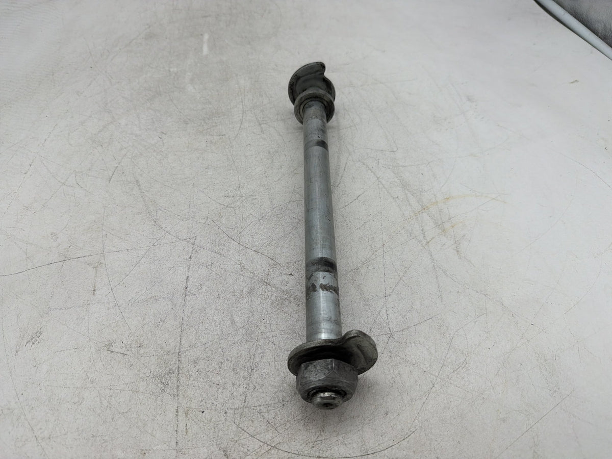 2009 Harley Electra Glide Touring CVO Screamin Eagle Rear Wheel Axle Bolt Shaft