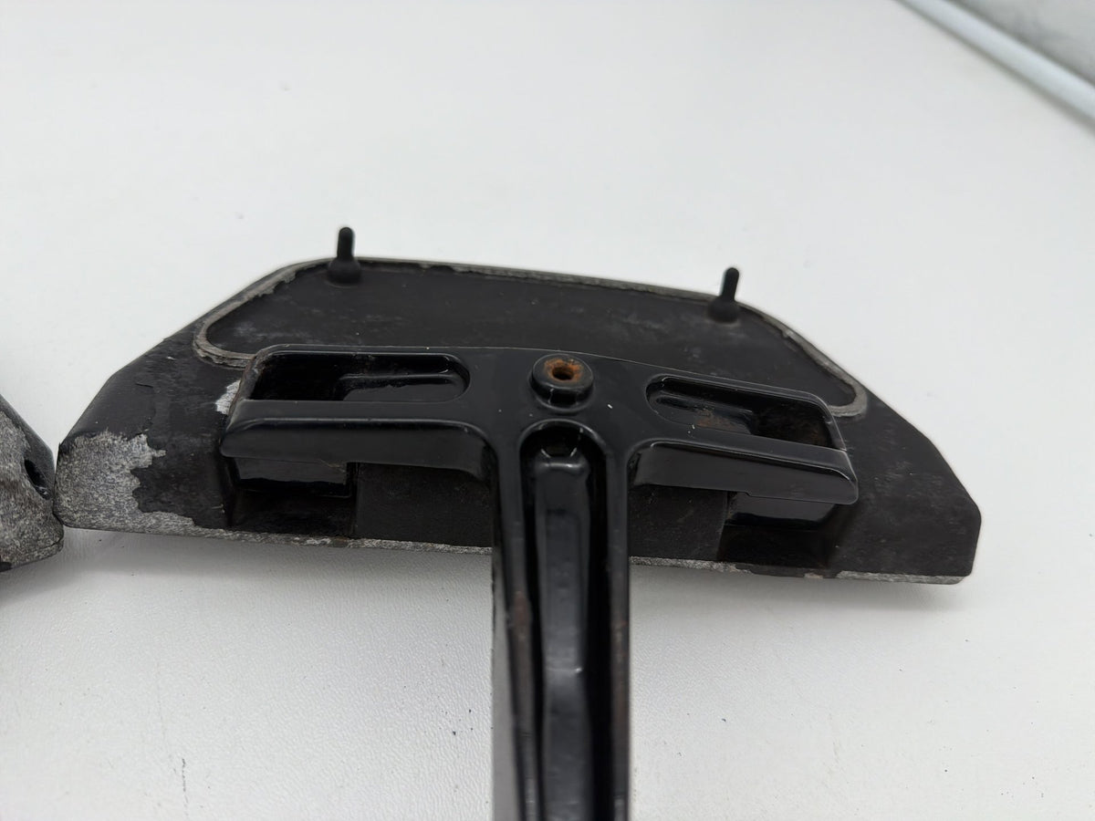 2006 Harley Electra Glide Touring Classic OEM Left & Right Passenger Floorboard Foot Rest