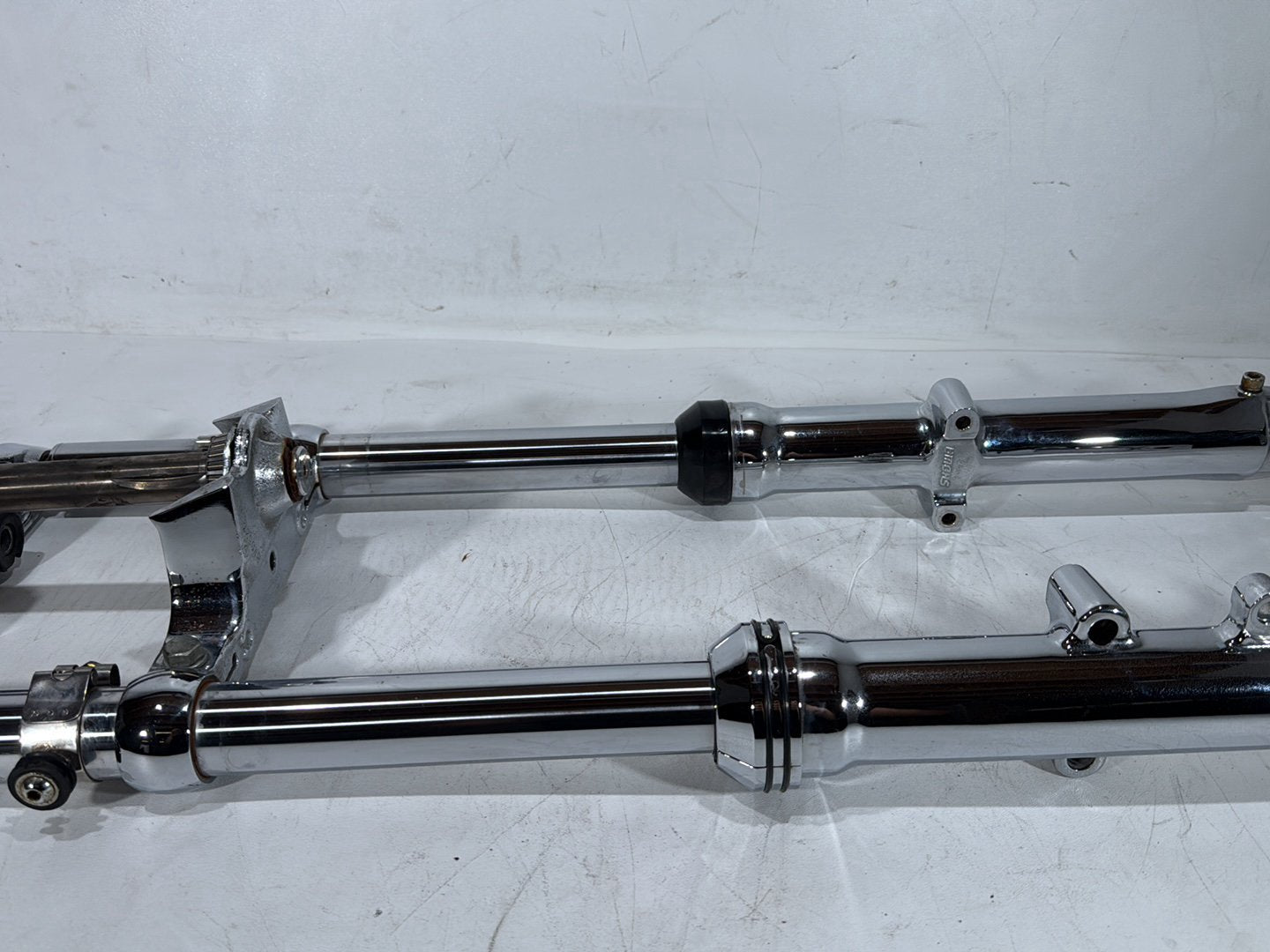 2000 Harley Dyna FXDWG Wide Glide OEM Front Triple Tree Set & LH RH Fork Legs Sliders