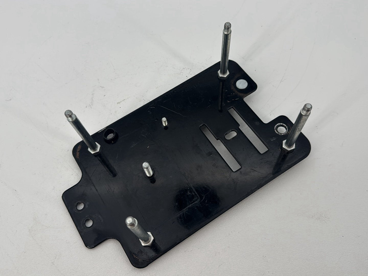 1999 - 2006 Harley-Davidson Dyna Low Rider Electrical Panel Holder Bracket Carrier Caddy 70986-99