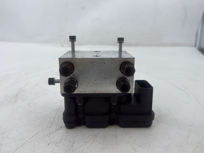 2011 Harley Electra Glide Ultra FLHTK OEM ABS Brake Pump &amp; Control Module
