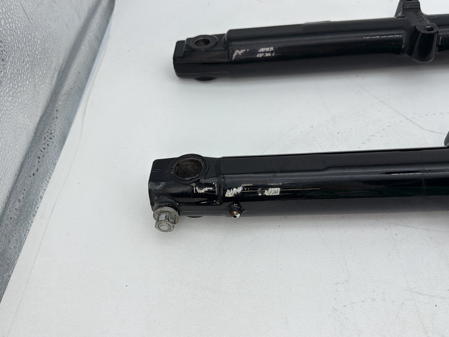 2004 - 2013 Harley-Davidson Sportster 1200 Custom Front Triple Tree Set & LH RH Fork Legs Sliders 46126-04