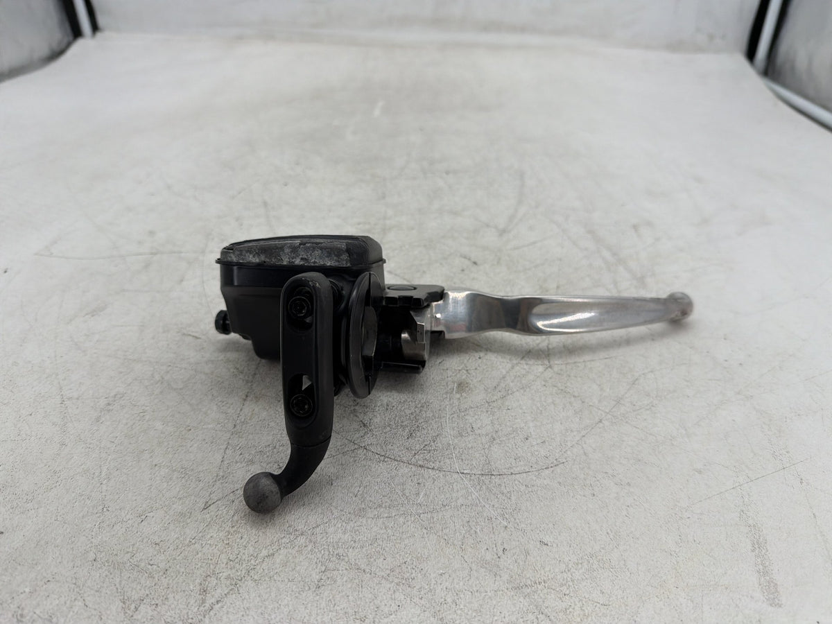 2010 Harley Electra Glide Touring OEM Front Right Brake Lever Master Cylinder