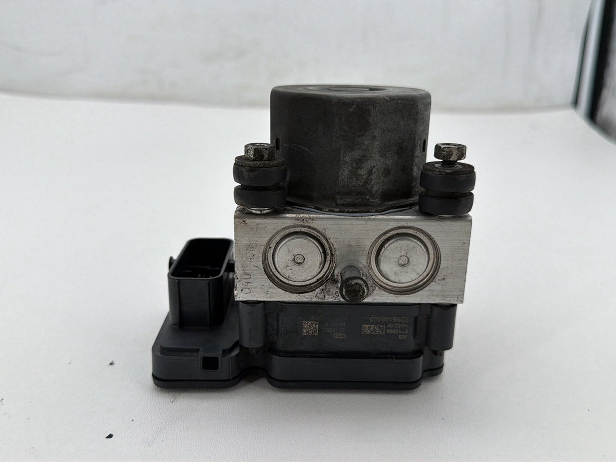 2014 Harley Electra Glide Touring Ultra OEM ABS Brake Pump & Control Module