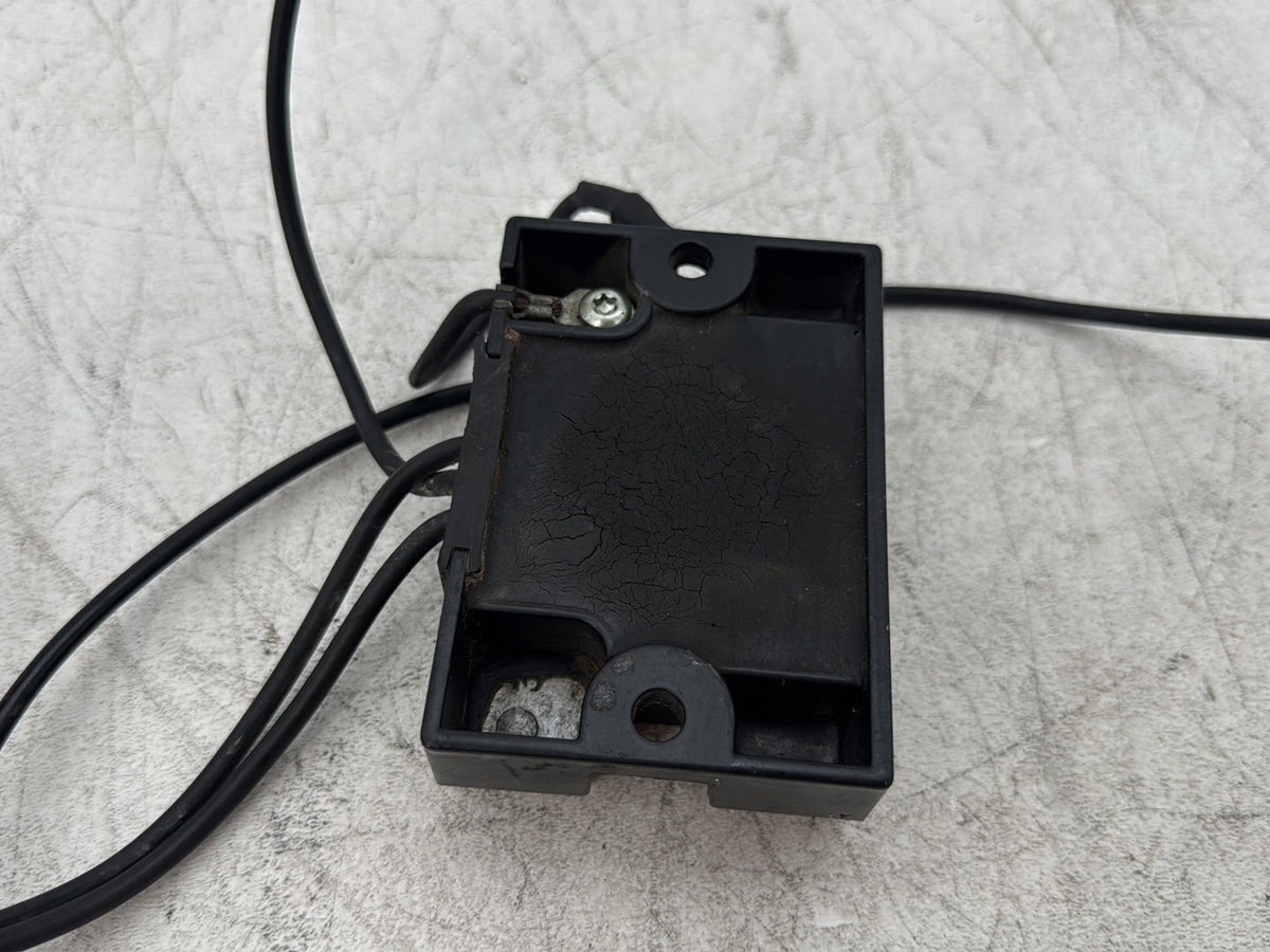 2003 Harley Dyna Wide Glide FXDWG OEM Voltage Regulator Rectifier