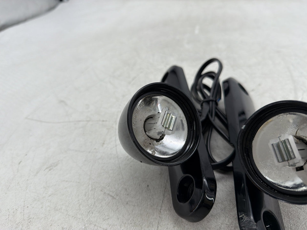 2011 Harley Electra Glide Touring Ultra OEM Front Left Right Turn Signal Indicators