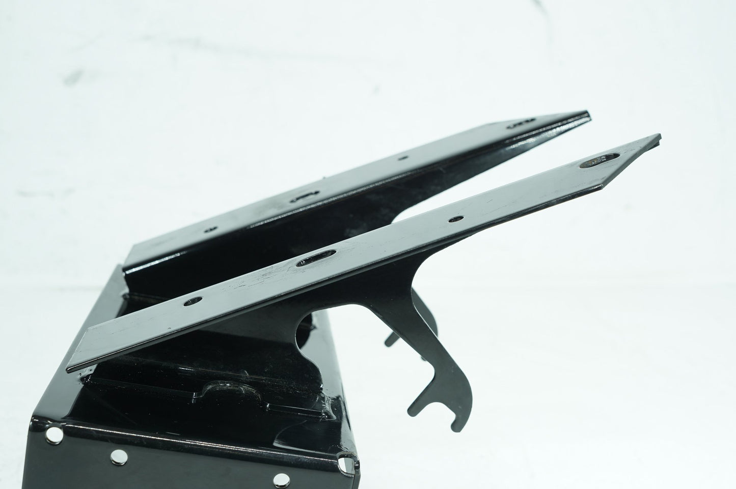 2008 - 2016 Harley-Davidson Touring Road Glide Front Fairing Radio Caddy Mount Holder 47200028A