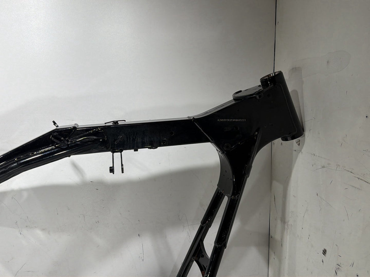 2005 Harley Electra Glide Touring Ultra OEM Body Main Frame Chassis CLN CLR