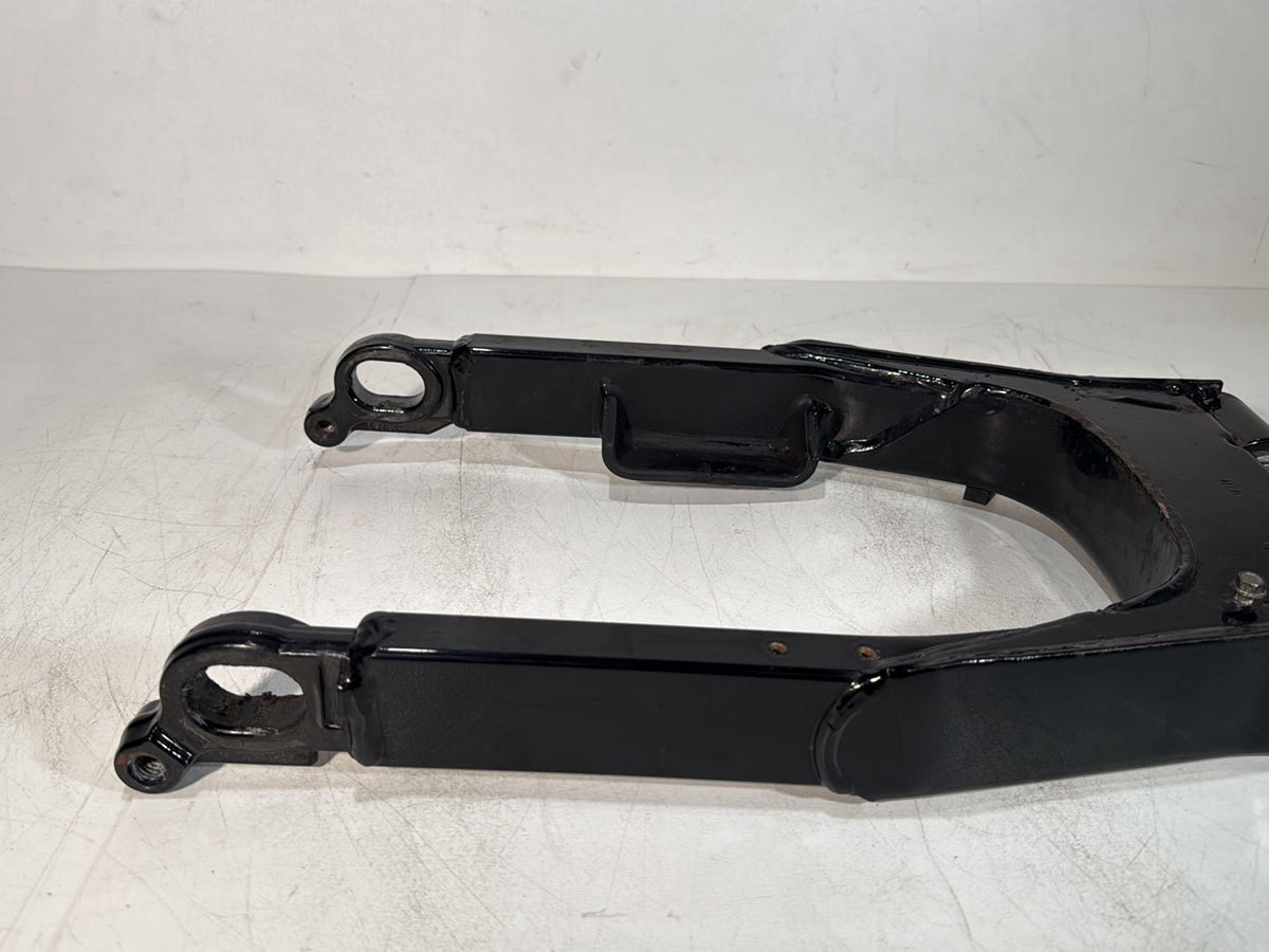 2007 - 2012 Harley-Davidson Touring Electra Glide Ultra Rear Fork Swingarm Swing Arm 47549-02A