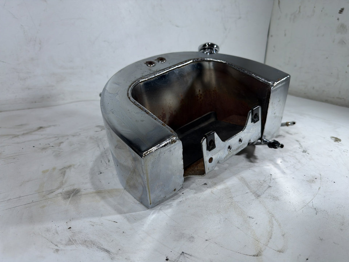 06 Harley Softail Deuce FXSTDI OEM Oil Tank Reservoir Bottle Canister & Dipstick