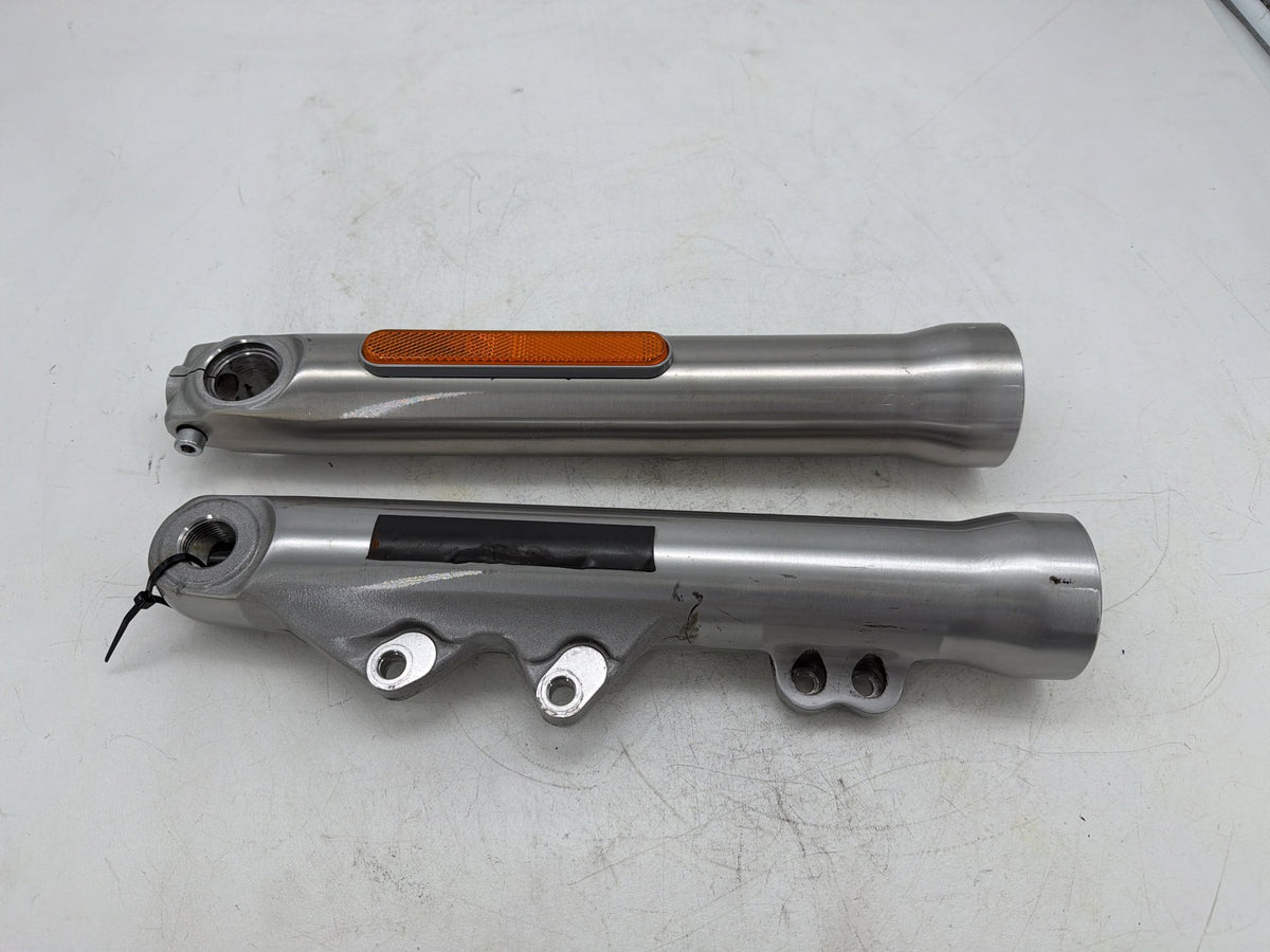2020 Harley Softail Standard FXST OEM Front Left & Right Fork Legs Sliders