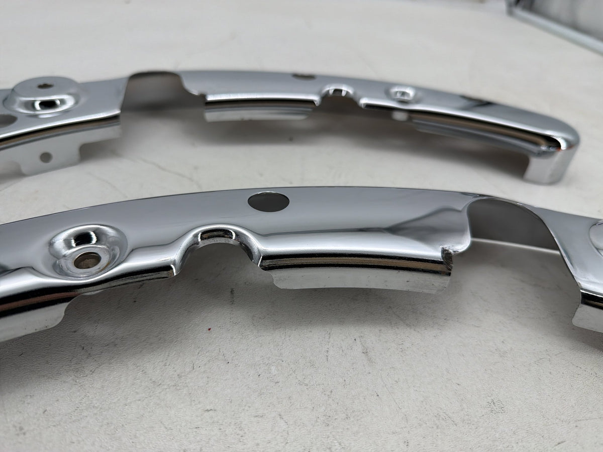 2012 Harley Street Glide Touring FLHX OEM Rear Left Right Fender Struts Bracket