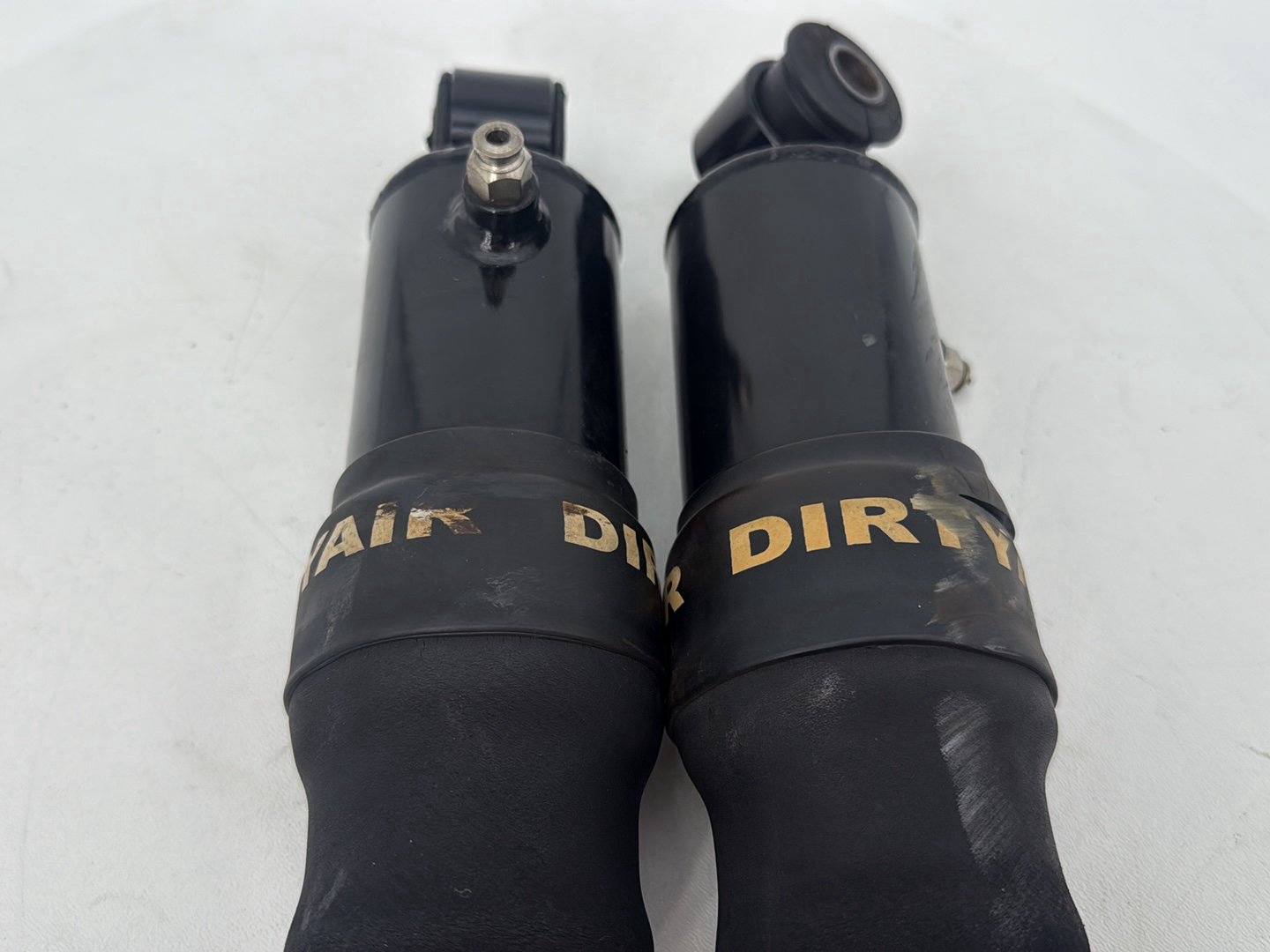 2019 - 2023 Harley-Davidson Touring Road King Special Rear Left Right Shock Absorbers Dirty Air