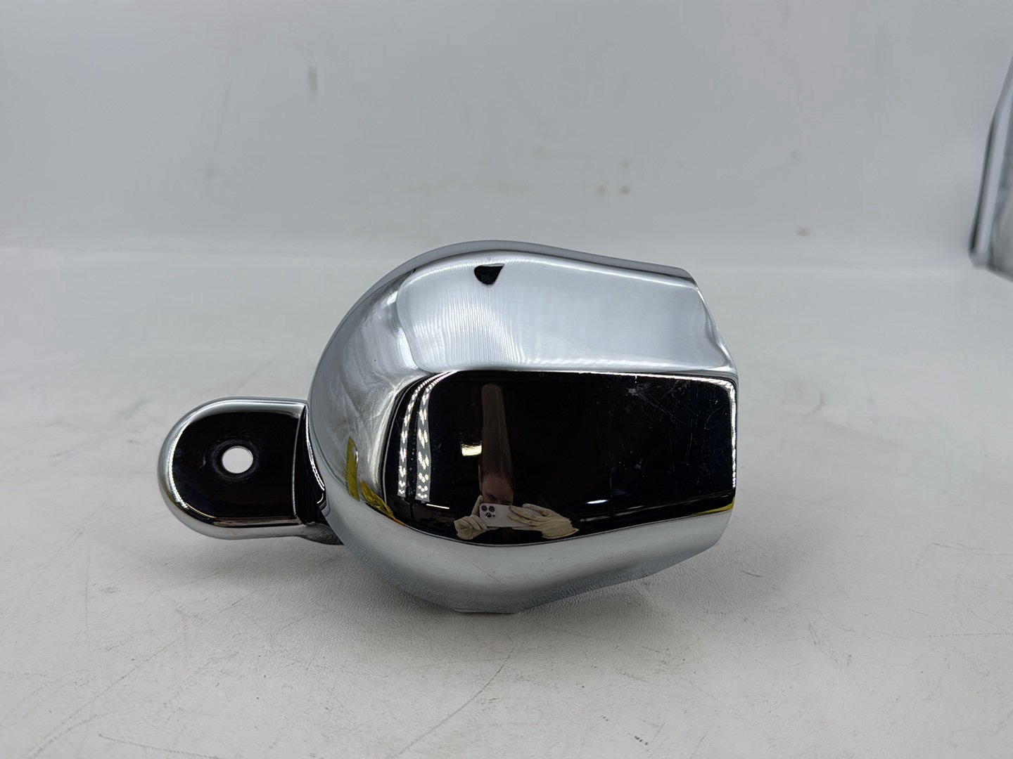 2007 - 2011 Harley-Davidson Touring Electra Glide Ultra Horn Signal Klaxon Chrome Cover 69012-93A