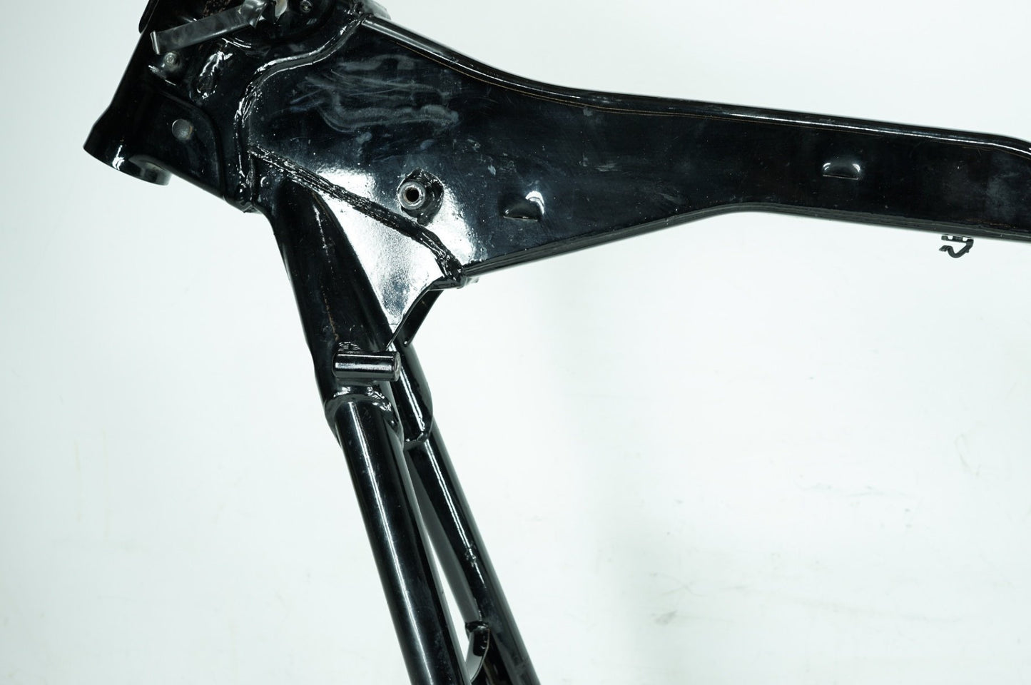 2008 - 2016 Harley-Davidson Touring Electra Glide Ultra Body Main Frame Chassis SLVG 47900-11BHP