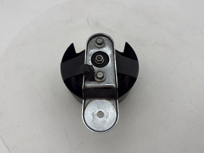 2007 - 2017 Harley-Davidson Dyna Wide Glide Horn Signal Klaxon Chrome Cover 69060-90F
