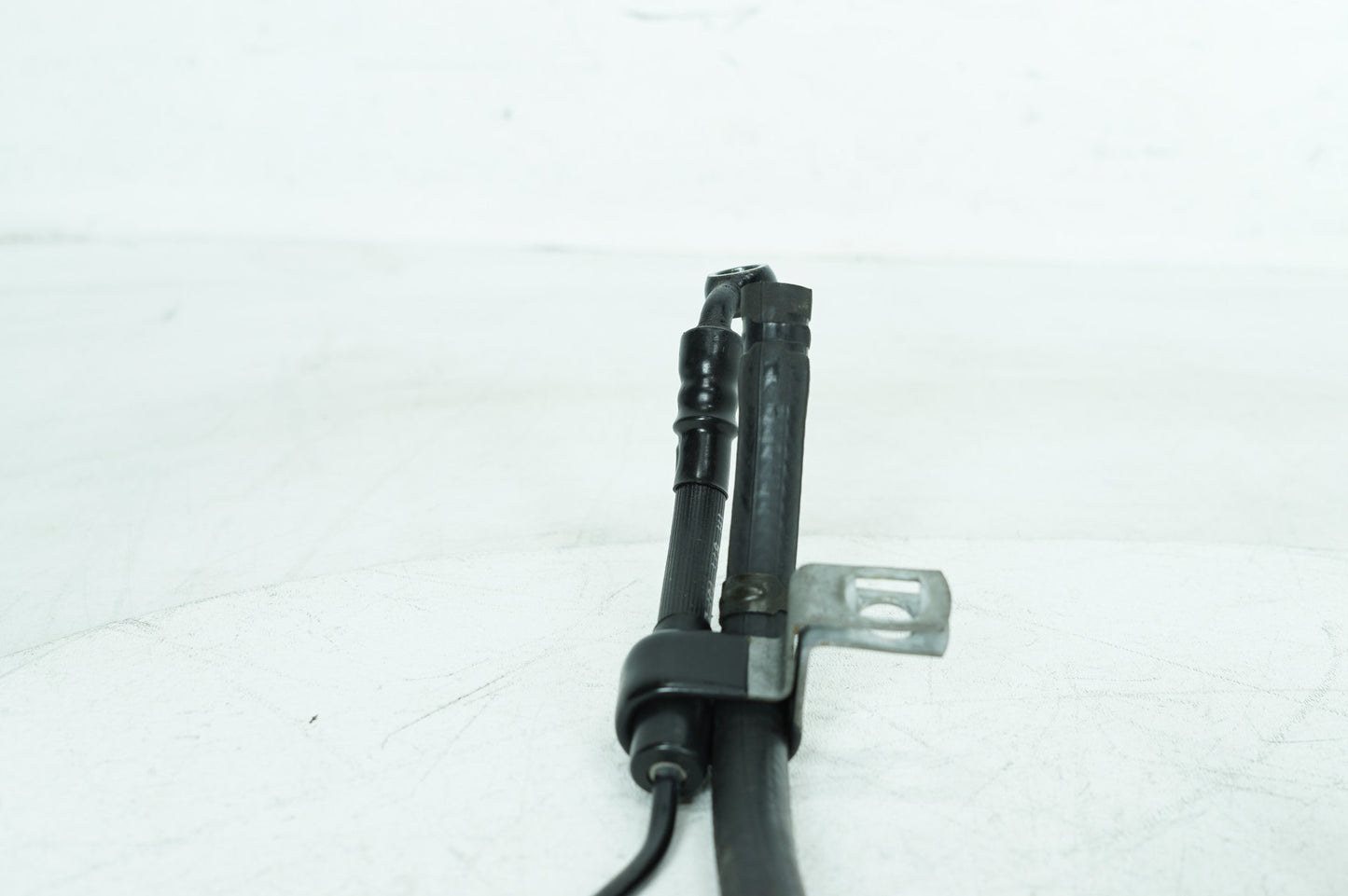 2004 - 2013 Harley-Davidson Sportster Low Rear Brake Line Master Cylinder Reservoir Tank 44429-04