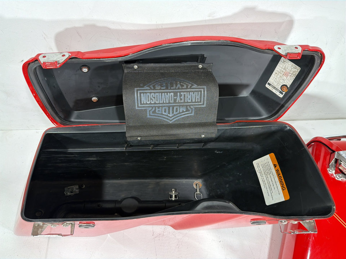 2004 Harley Electra Glide Touring Ultra OEM Left Right Saddlebags Luggage NOKey