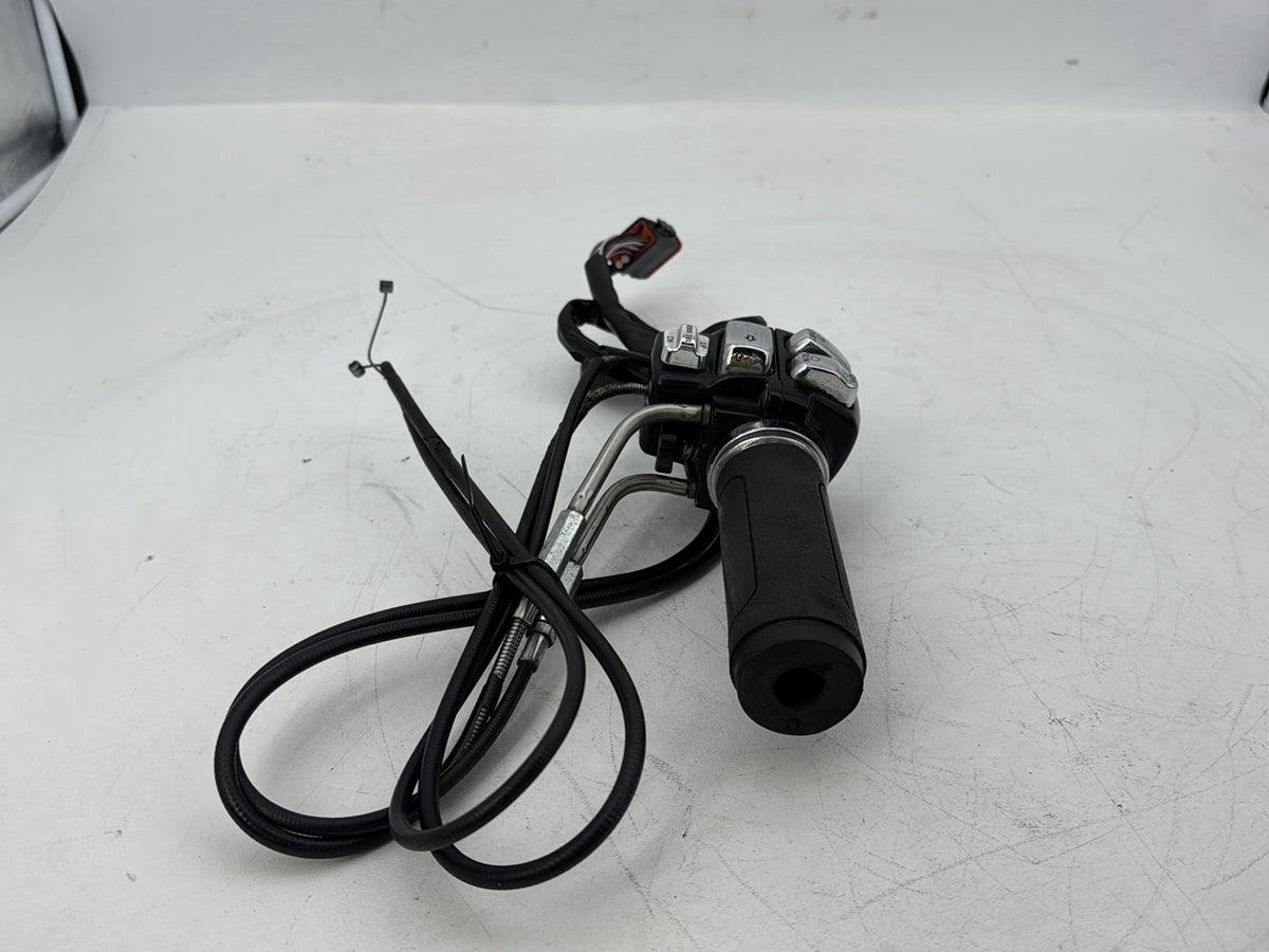 2000 Harley Touring FLHTCI Electra Glide Classic OEM Right Engine Start Kill Switches Controls