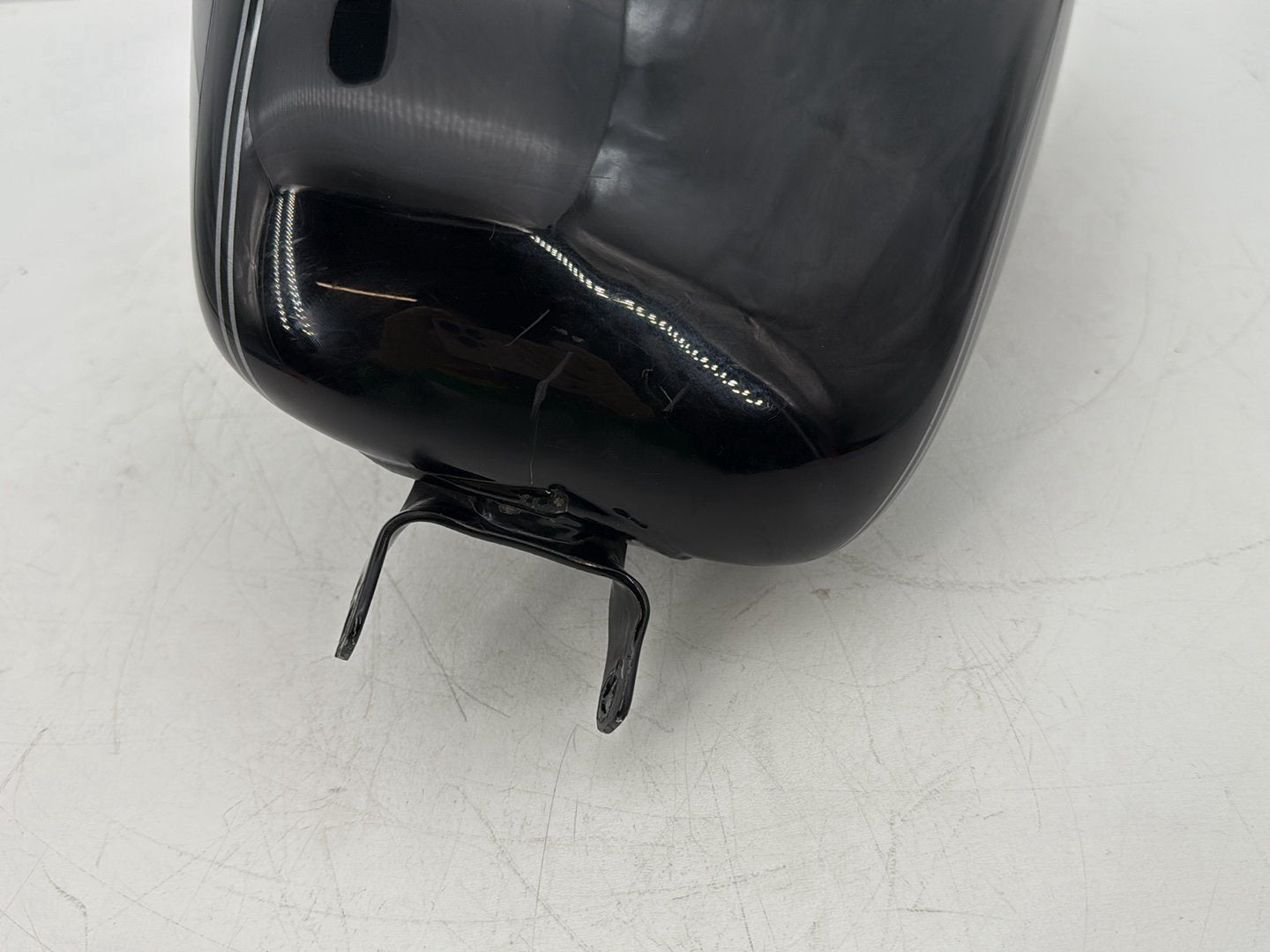 2006 Harley Sportster XL883C 883 Custom OEM Fuel Gas Tank Gasoline Reservoir