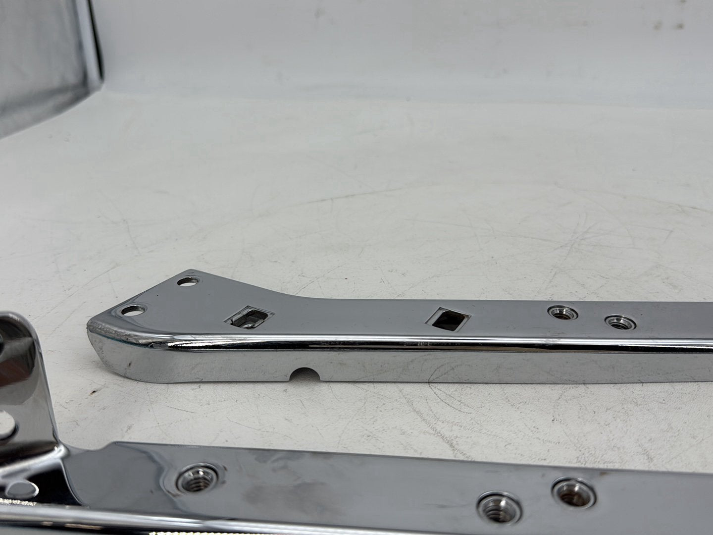 2007 - 2012 Harley-Davidson Touring Electra Glide Ultra Left Right Saddlebag Fender Struts Brackets 	90718-79C