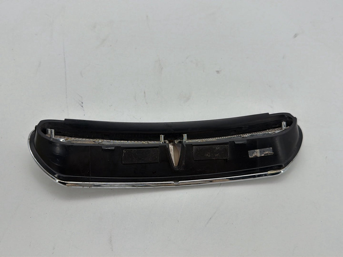 2008 Harley Electra Glide Ultra FLHTCU Front Inner Fairing Air Duct Vent OEM