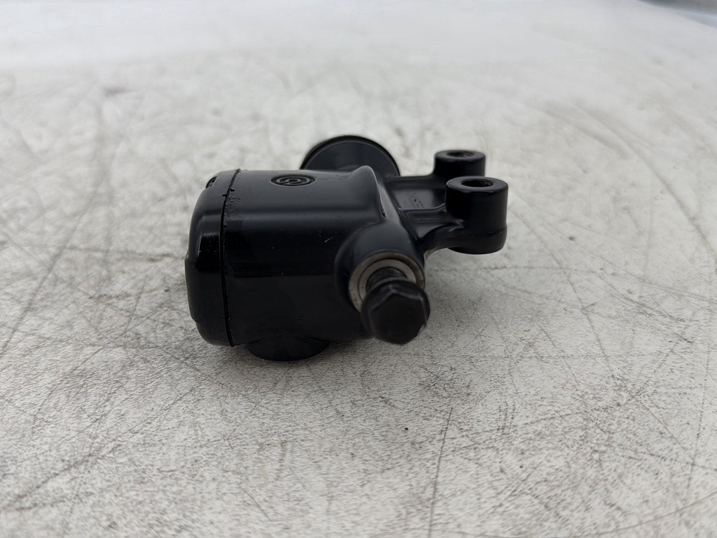2016 Harley Road King Touring FLHR OEM Rear Brake Master Cylinder Reservoir