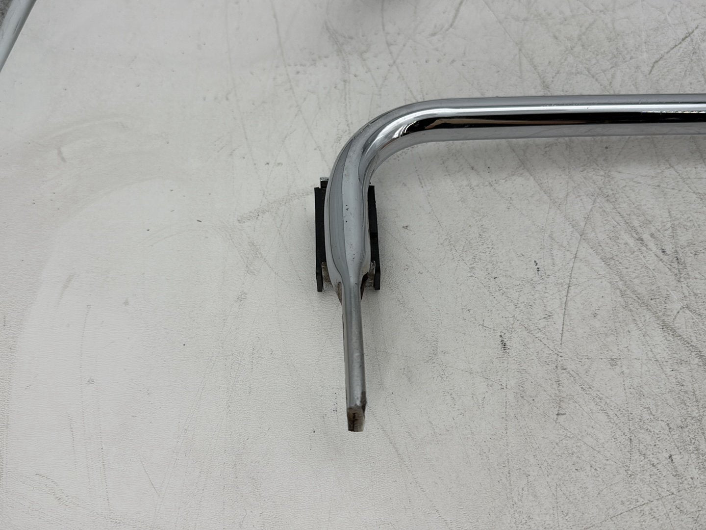 1995 Harley Road King Touring FLHR OEM Rear Left Right Saddlebag Guard Rails Bar