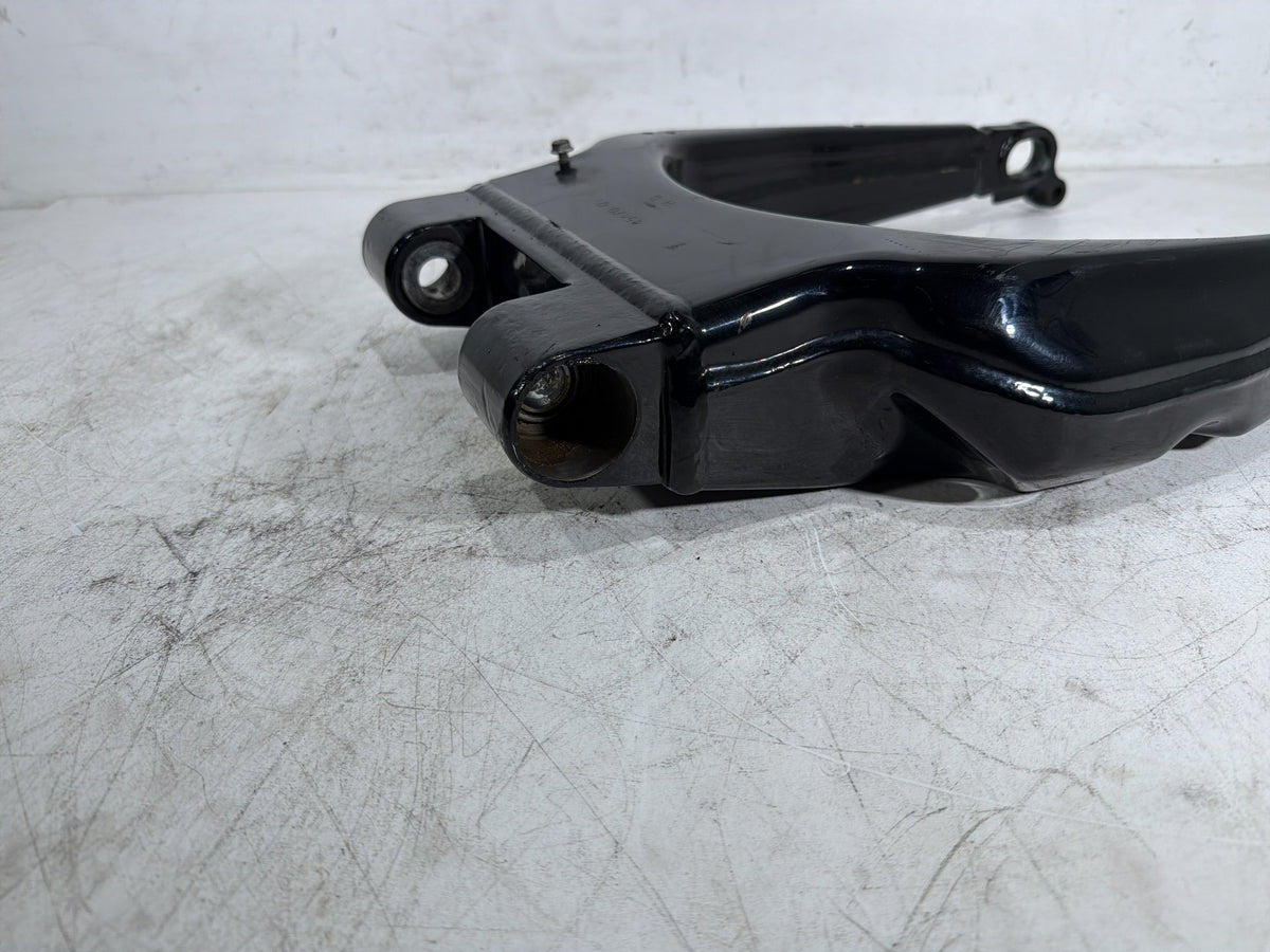 2010 Harley Street Glide Touring FLHX OEM Rear Fork Swingarm Swing Arm