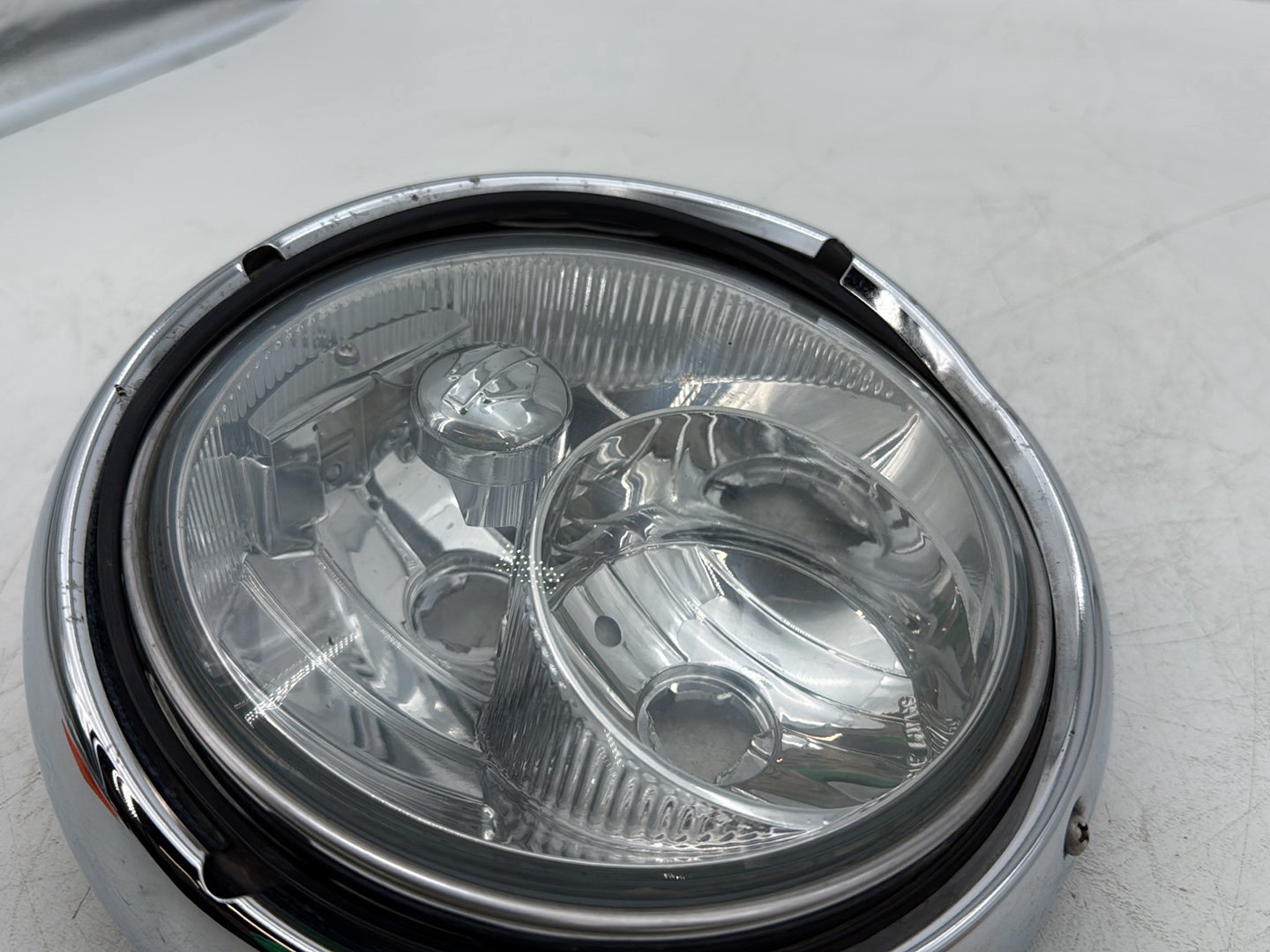 2014 Harley Street Glide Touring FLHXS OEM Headlight Headlamp Head Light Halogen