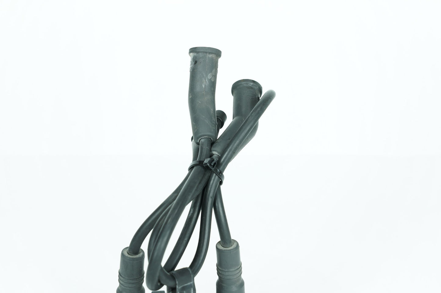 1999 - 2006 Harley-Davidson Touring Electra Glide Ultra Ignition Coil Spark Plugs Cable 31743-01