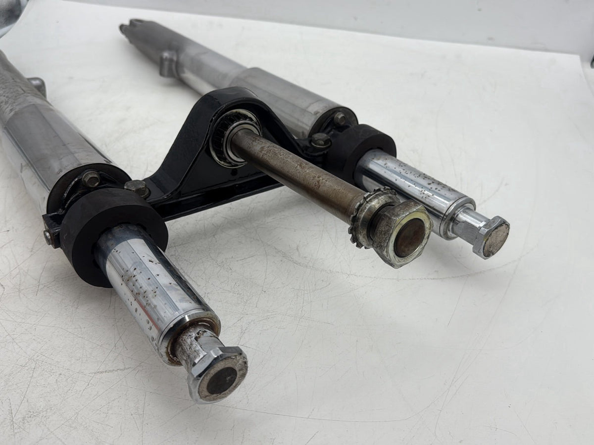 07 Harley Touring Electra Glide Front Triple Tree Set & LH RH Fork Legs Sliders