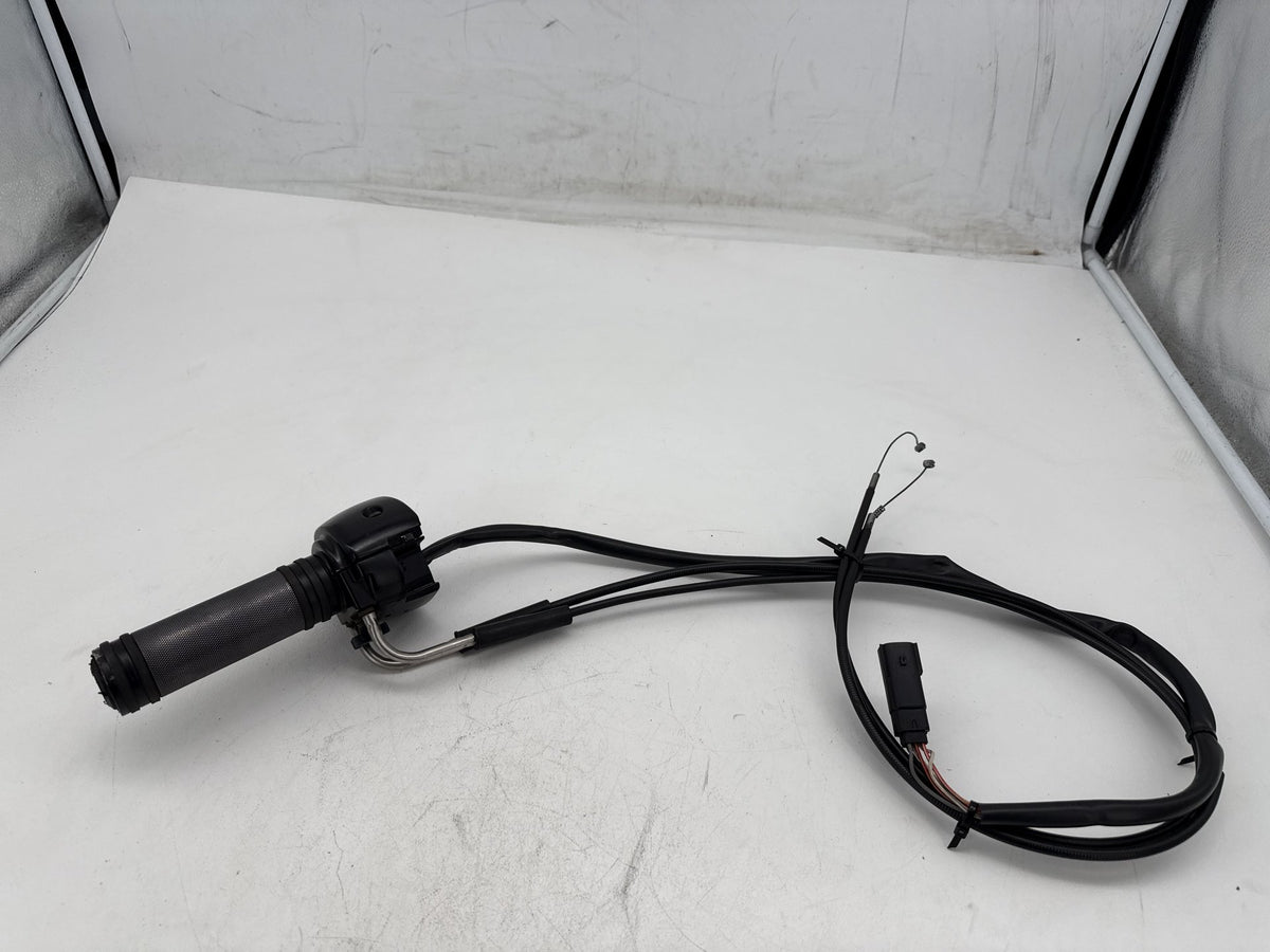2008 Harley Softail Custom FXSTC OEM Right Engine Start Kill Switches Controls