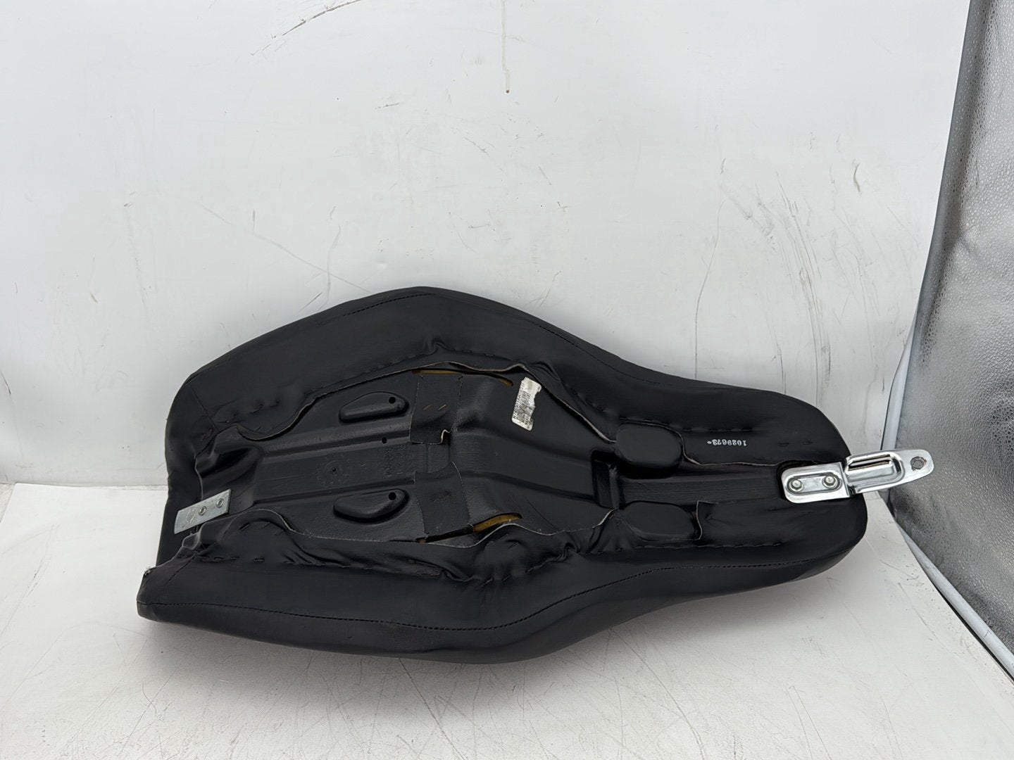 2010 Harley Dyna Fat Bob FXDF OEM Passenger Rider Driver Seat Saddle